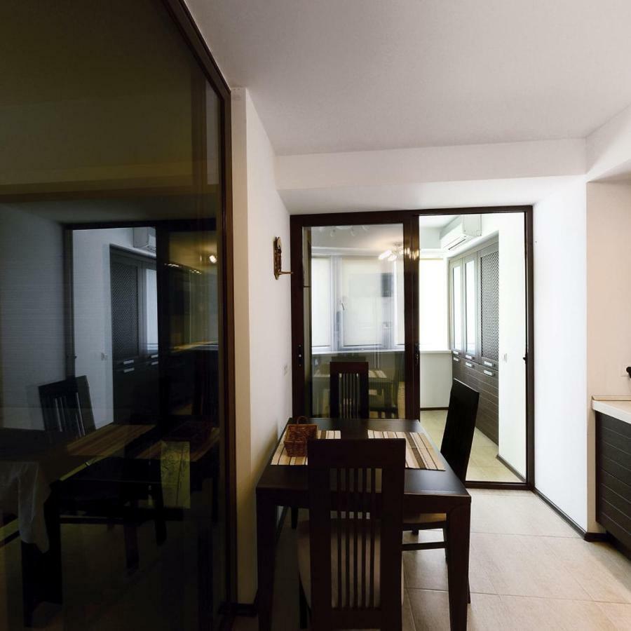 Oneclickrent 07 Penthouse Apartment *